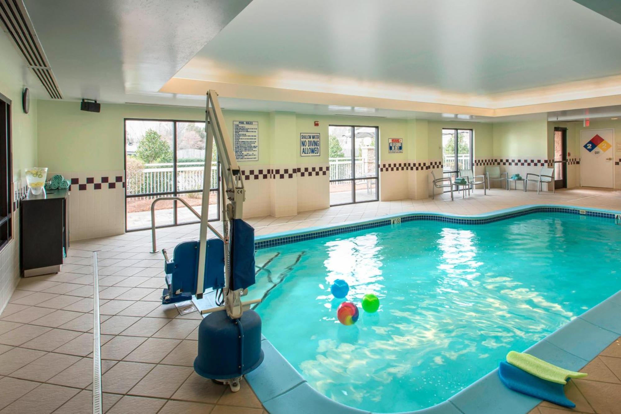Springhill Suites By Marriott Charlotte Airport Экстерьер фото