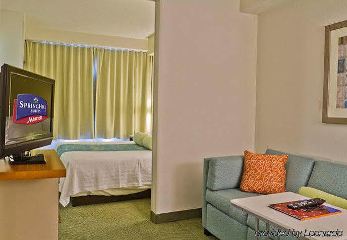 Springhill Suites By Marriott Charlotte Airport Экстерьер фото