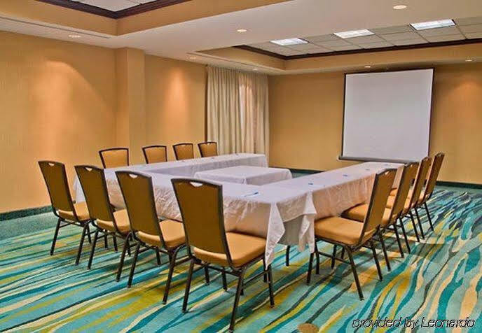 Springhill Suites By Marriott Charlotte Airport Экстерьер фото